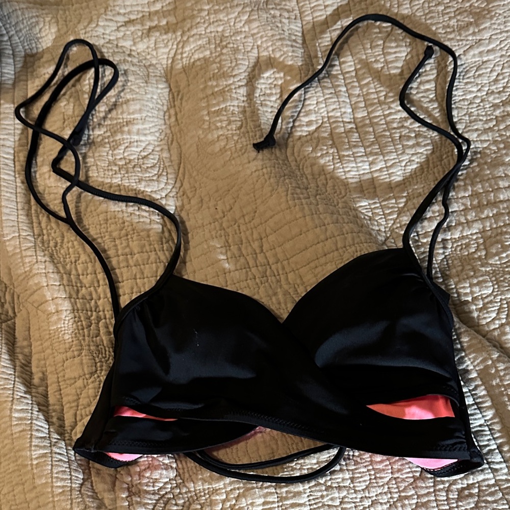 Victoria's Secret Black and Pink bikini top